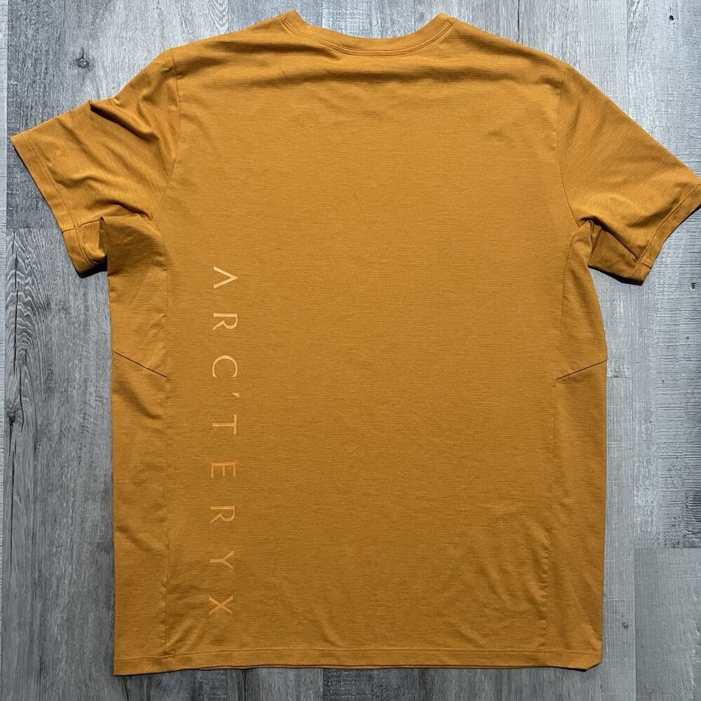 Arc’teryx Mens Cormac ARC'WORD Crew SS Orange SS Performance Hike T Shirt Sz L